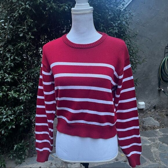 BRANDY MELVILLE CROPPED SWEATER RED WHITE STRIPES OS MADE IN ITALY - Picture 6 of 9